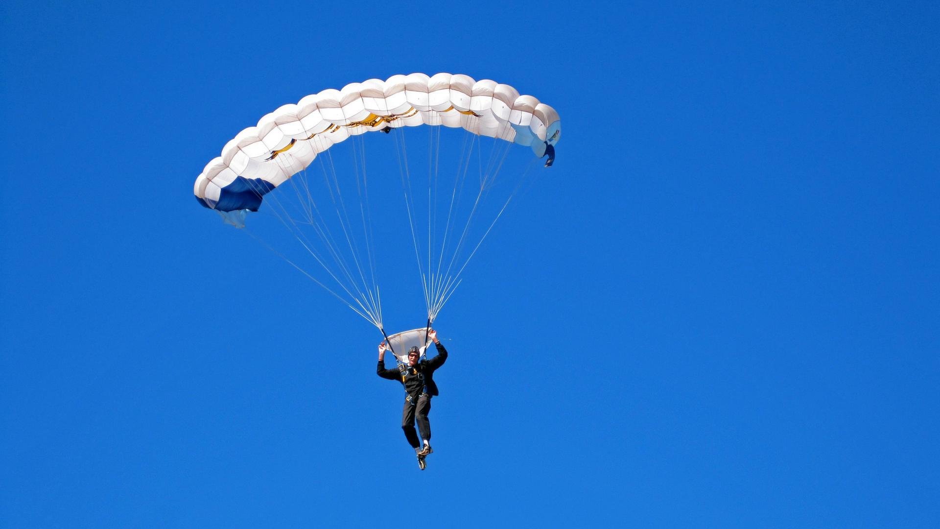 北美战队再战国际赛场，北美战队再战国际赛场是哪一集